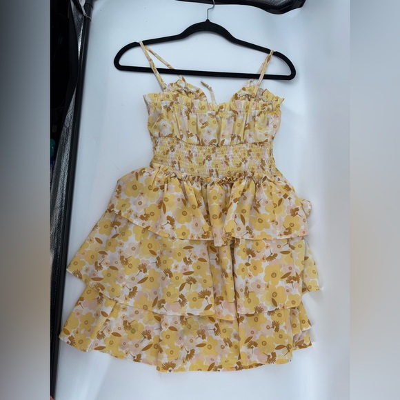 Sabo Skirt NWT Cut Out Mini Yellow Flowers Dress XS - Picture 7 of 7